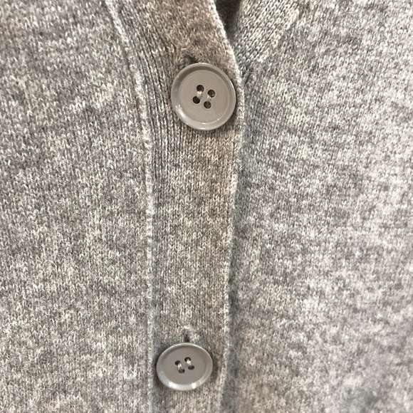 J. CREW 100% Cashmere Long V- Neck Button Cardigan Patch Pockets Gray - Picture 4 of 6